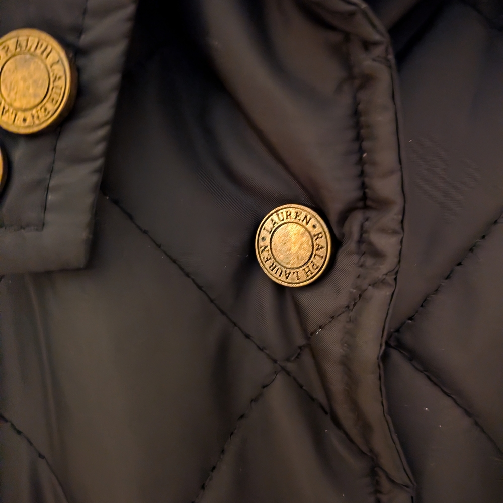 LAUREN Ralph Lauren Quilted Jacket with Gold Buttons | XL - Picture 5 of 9